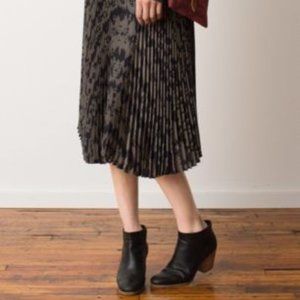 Pendleton Portland Collection pleated skirt